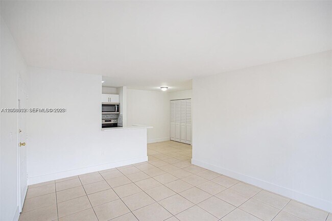 Building Photo - 15550 SW 80th St