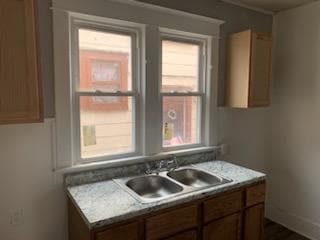 Building Photo - 427 Bruner St