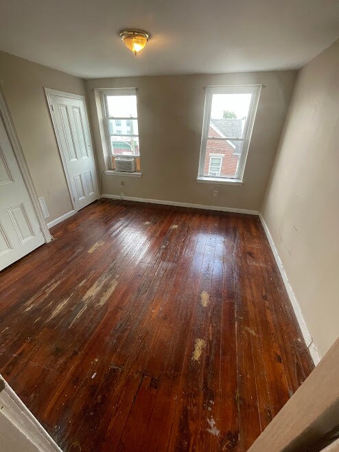 Bedroom - 1806 N Gratz St