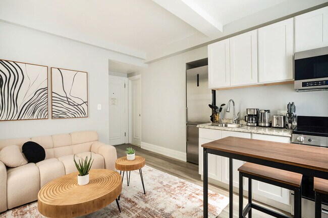 Foto del edificio - 234 W 73rd St
