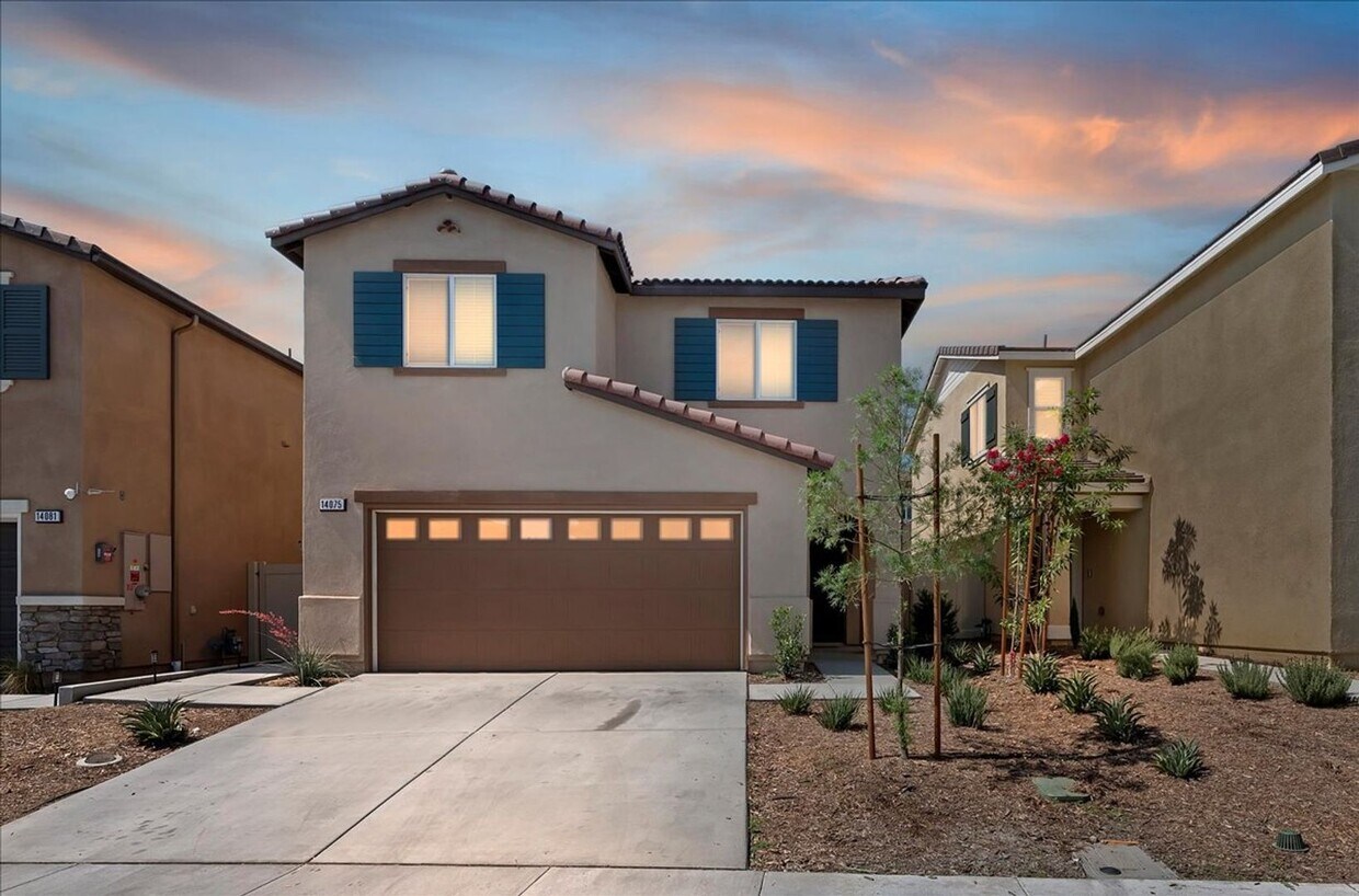 Stunning New Construction Home in a Brand-... - Stunning New Construction Home in a Brand-...
