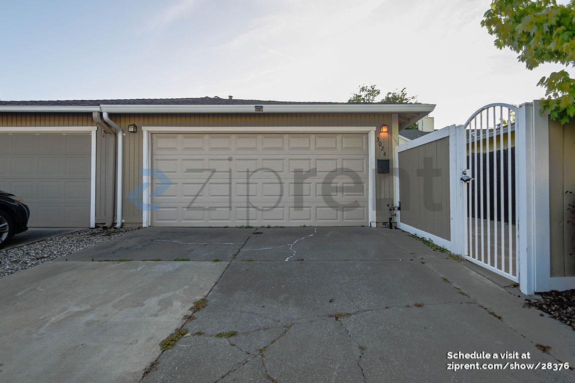 Primary Photo - 3024 53rd St