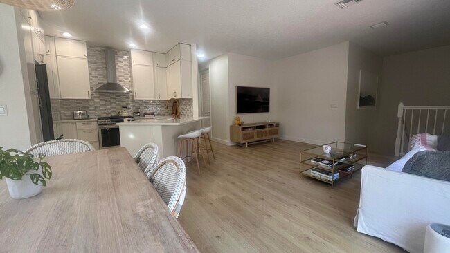 Foto del edificio - 203 Evergrene Pkwy