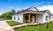 Foto principal - 997 N Blake Ave
