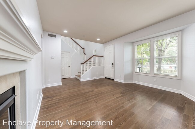 Building Photo - 3 br, 2.5 bath House - 29 Orange Blossom