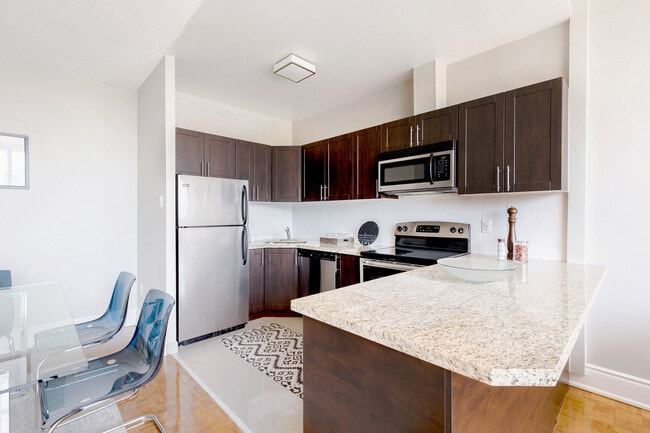 Photo du bâtiment - Gerrard West