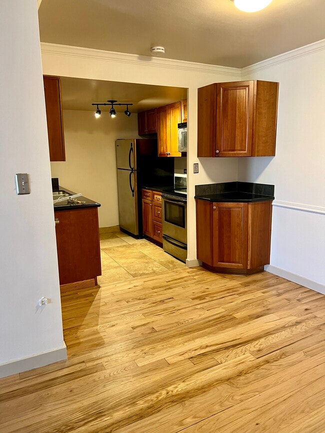 Building Photo - 4600 E Asbury Cir