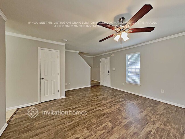 Building Photo - 2204 Genesis Dr