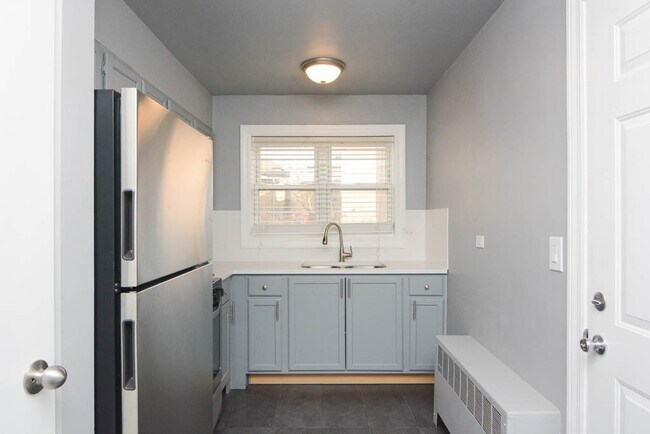 Foto del edificio - 7435 N Winchester Ave