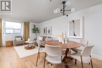 Building Photo - 3845 Lake Shore Blvd W