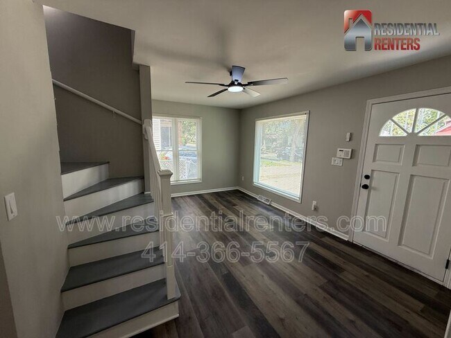 Building Photo - 4845 N 44th St
