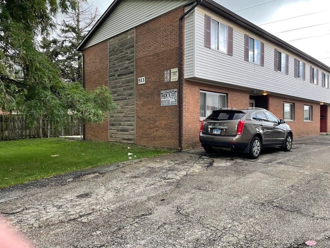 Primary Photo - 506 Bellarmine Dr W