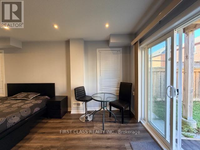 Photo du bâtiment - 1542 Bruny Ave