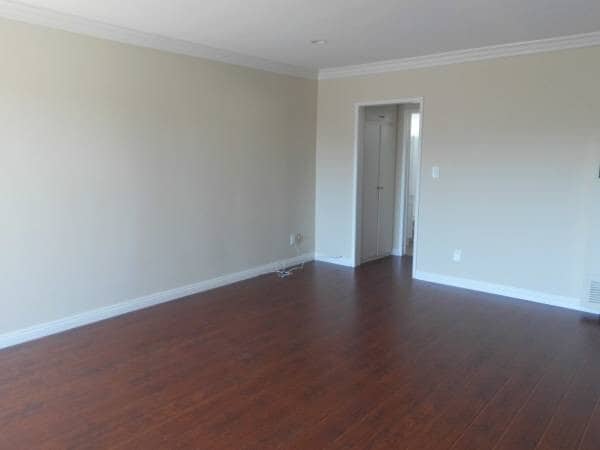 Interior Photo - 5222-5226 Lexington Ave