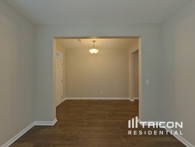 Building Photo - 1508 Denver Way