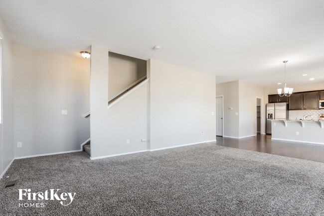 Building Photo - 6433 N Ensenada Ct