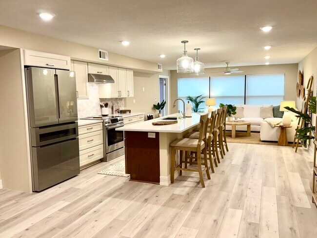 Foto del edificio - 4082 Belair Ln