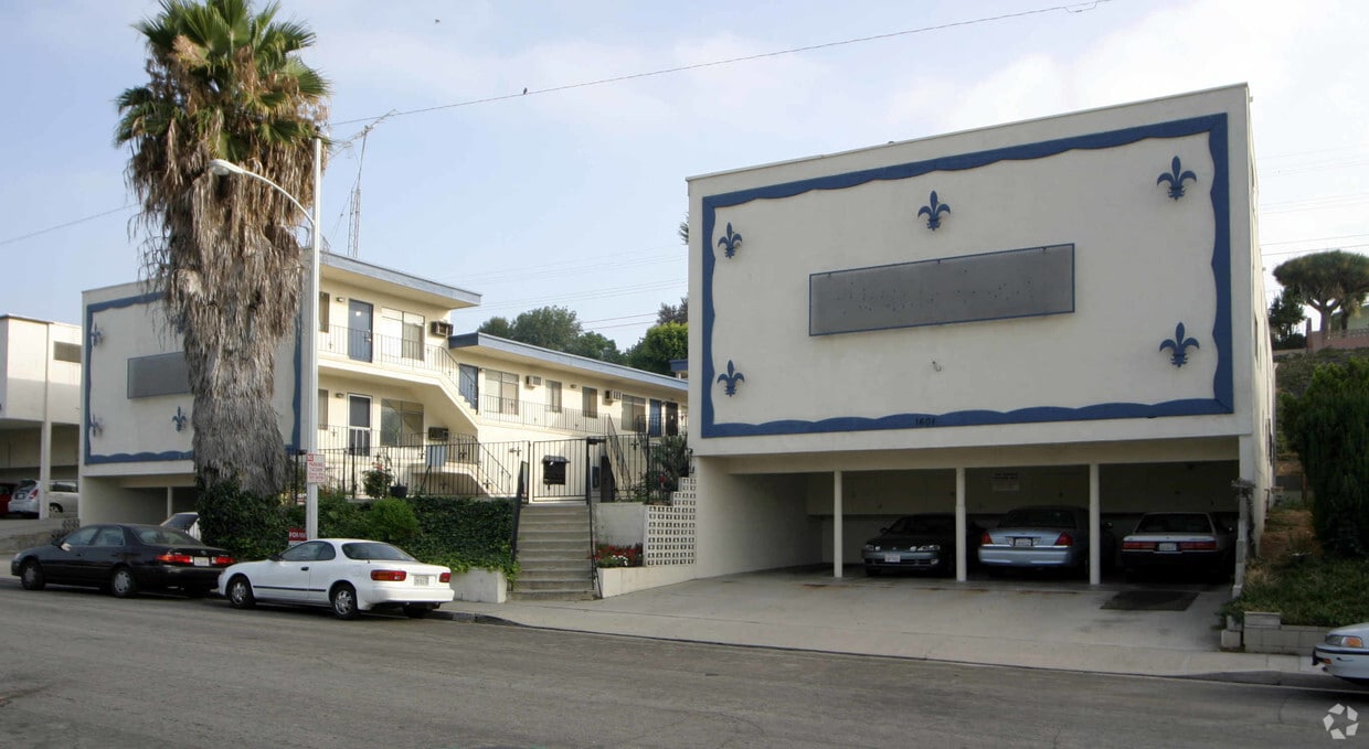 Primary Photo - 1601 College View Dr