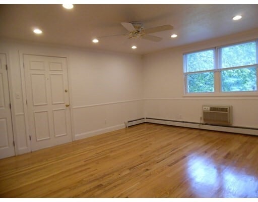 Building Photo - 85 Hosmer St