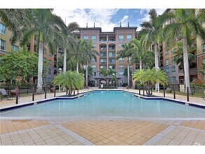 Building Photo - 2825 Palm Beach Blvd