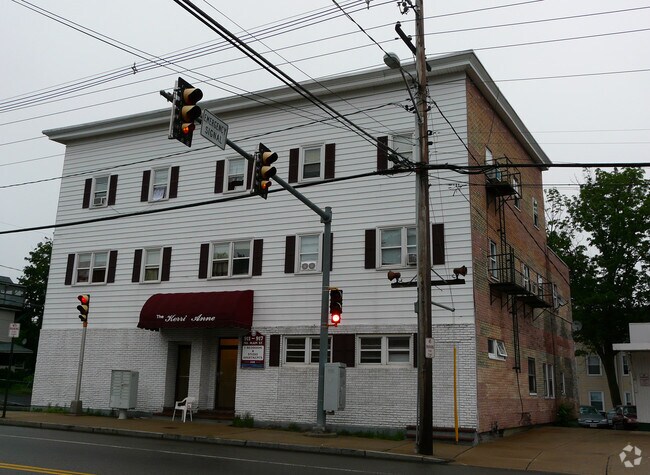 Building Photo - 911-917 N Main St