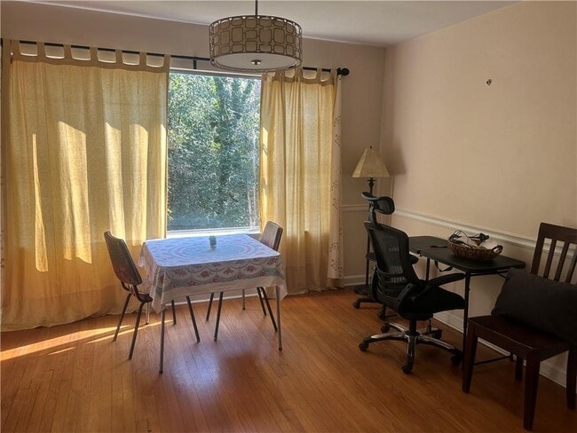 Foto del edificio - 1515 Beech Valley Way NE