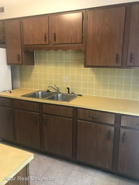 Building Photo - 2 br, 1 bath Apartment - 1003 Cedar Terrace