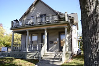 Building Photo - 115 S W Ave