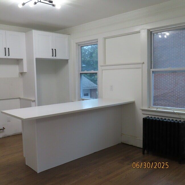 Foto del edificio - 348 Boyden Ave