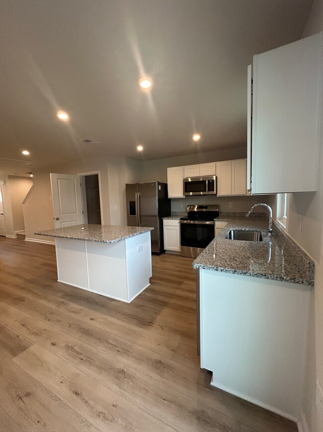 Building Photo - 284 Myrtle Grande Dr