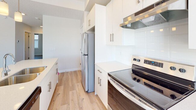 Photo du bâtiment - 2820 Maple Way NW