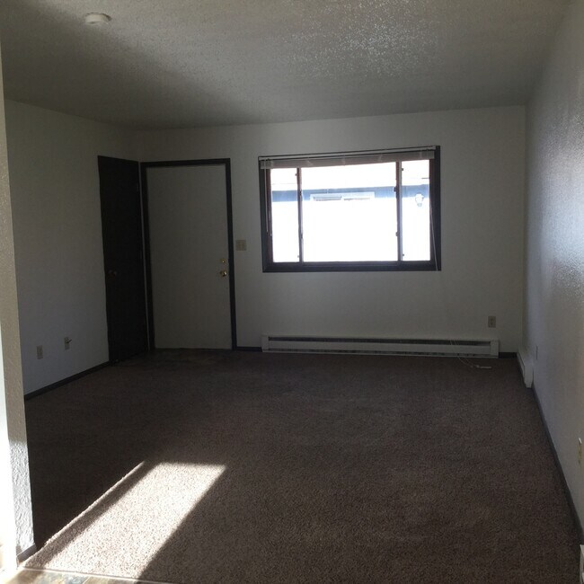 Foto del edificio - CHA100