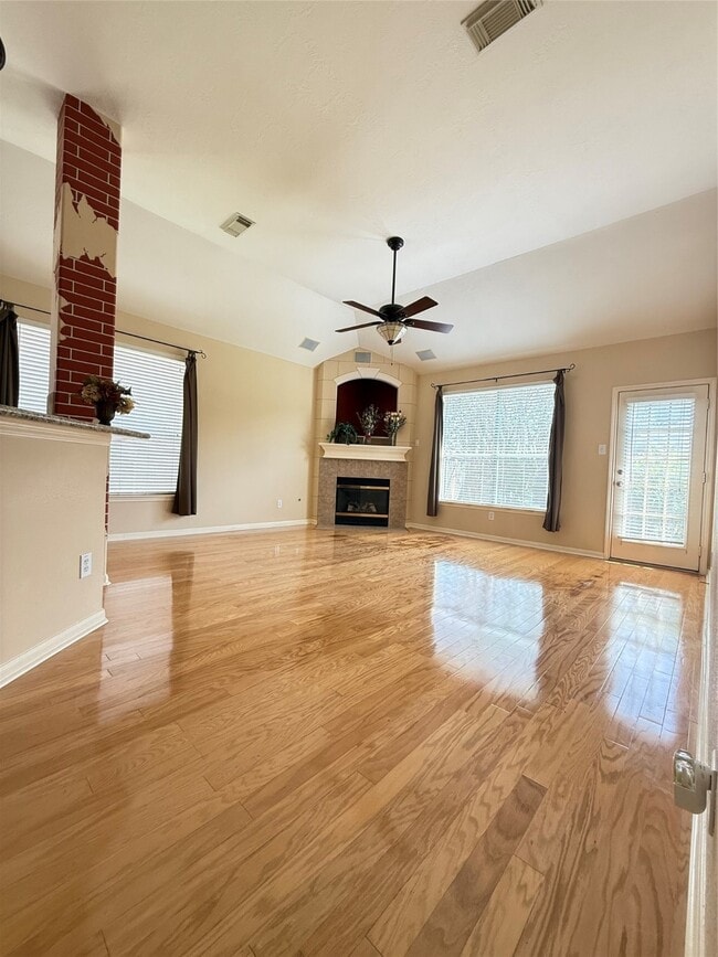 Building Photo - 17307 Stratford Green Dr