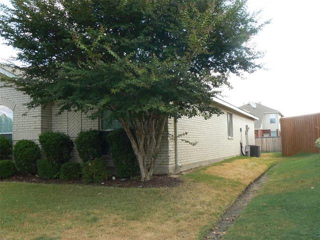 Building Photo - 304 Balsam Grove Ln