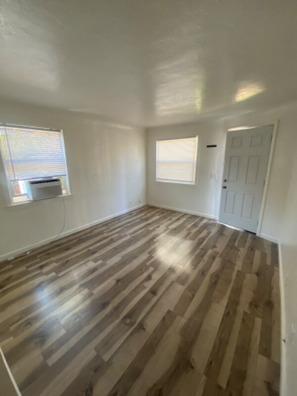 Foto del edificio - 427 Covena Ave