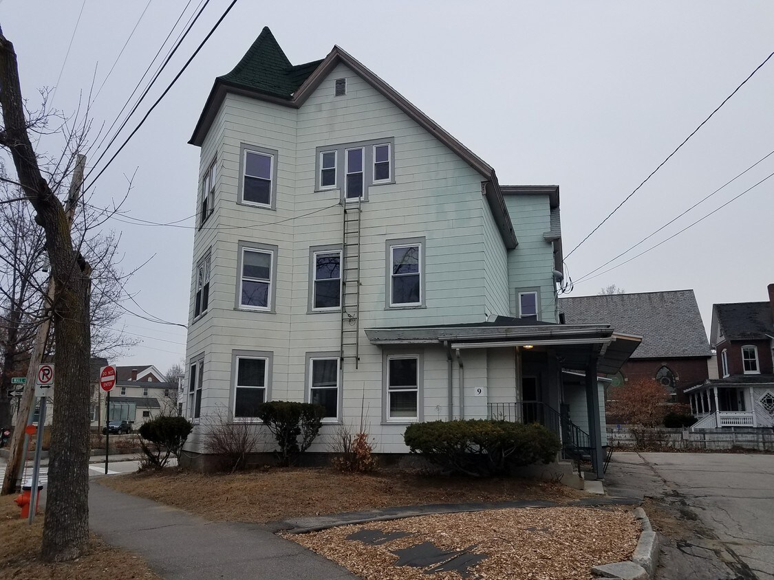 9 South St Unit 2A, Concord, NH 03301 Apartment for Rent in Concord, NH