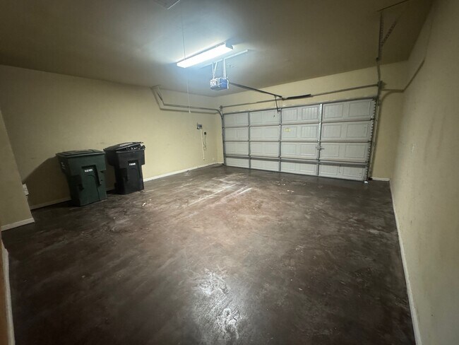 Building Photo - 1107 Rhodactis Dr