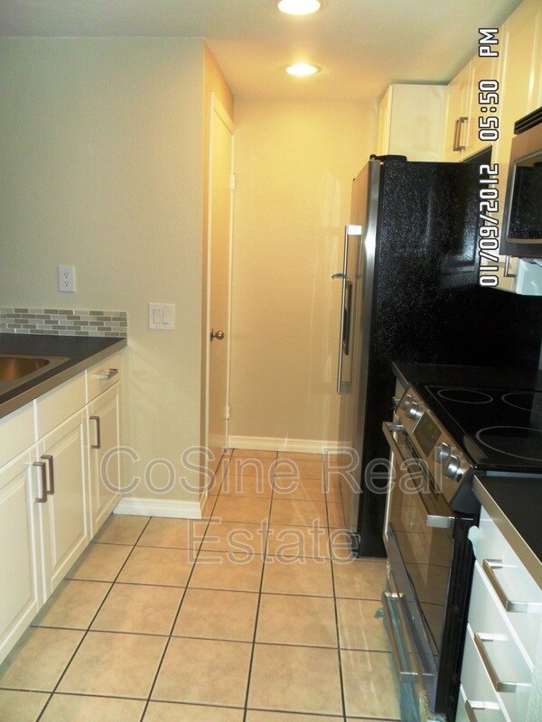 Building Photo - 6919 Park Mesa Way
