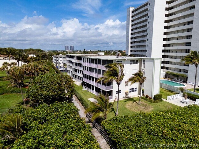 Foto del edificio - 3600 N Ocean Dr