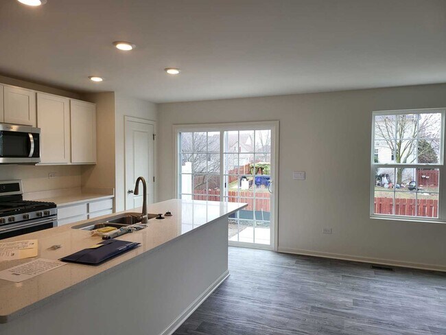 Building Photo - 2092 Canyon Creek Ct