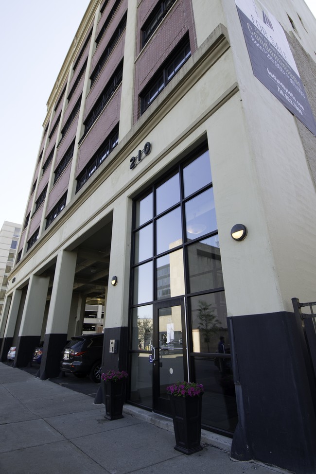 Building Photo - Historic Warehouse Lofts