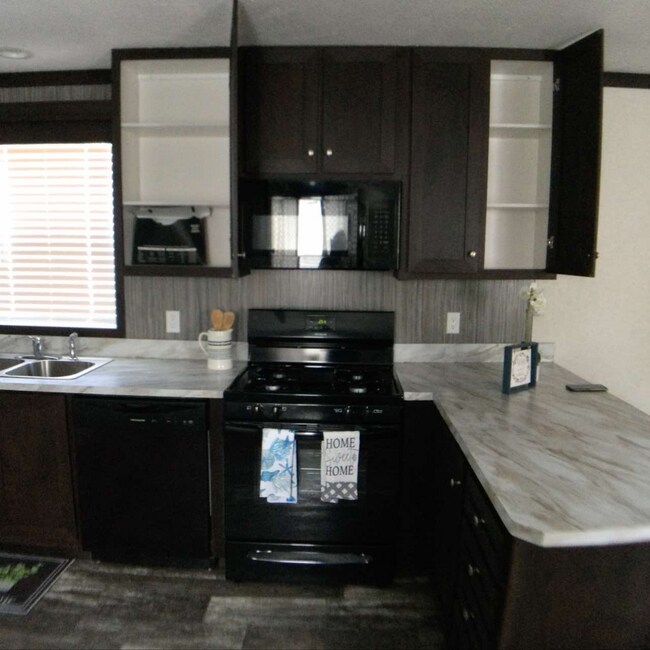 Building Photo - 518 Turtle Bay Dr