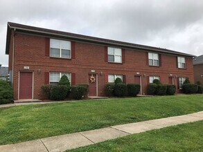 Building Photo - 68-74 Gray Hawk Dr
