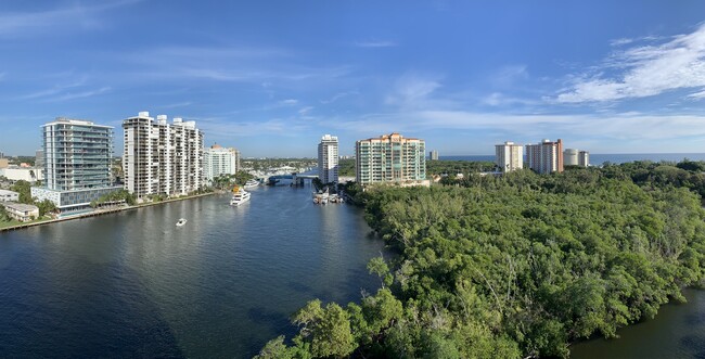 Foto del edificio - 777 Bayshore Dr