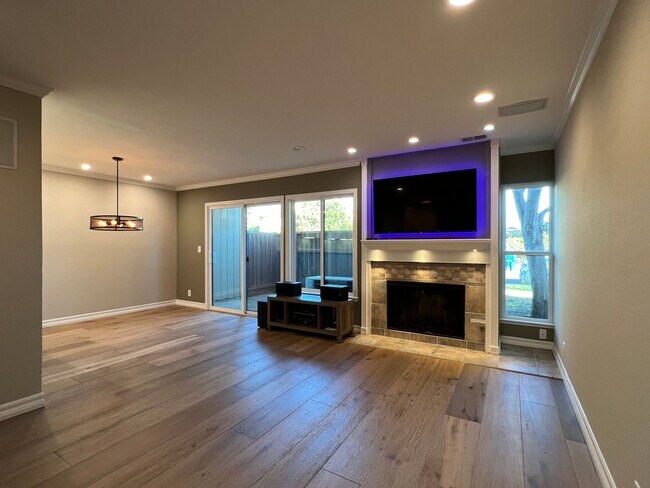 Foto del edificio - Gorgeous Perfectly Appointed 2 Bedroom 2.5...