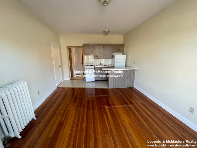 Building Photo - 1302 Commonwealth Ave
