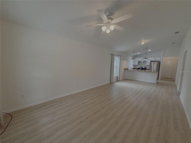 Foto del edificio - 986 NW 1st St