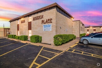 Building Photo - Mission Place Apartments