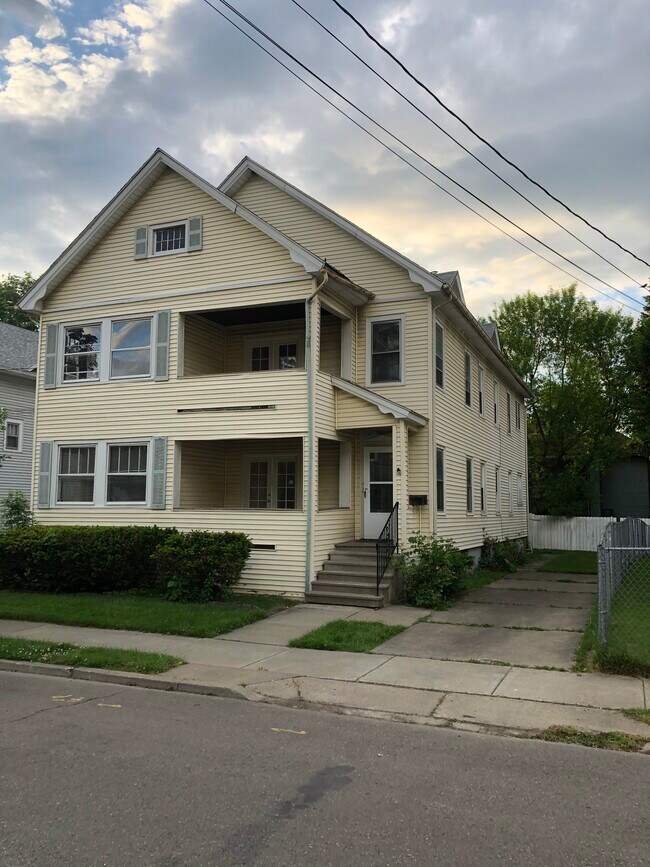 Building Photo - 19 McNamara Ave