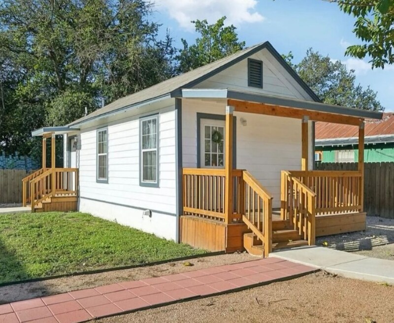 Foto principal - 1006 Center St